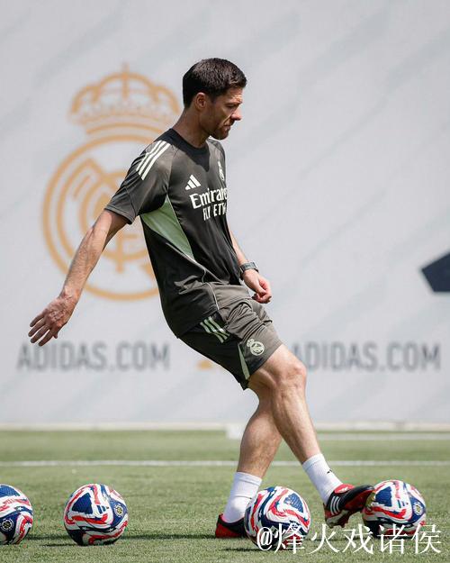 阿隆索战术倾斜导致的弊大于利,长此以往皇马战 阿隆索战术倾斜导致的弊大于利,长此以往皇马战