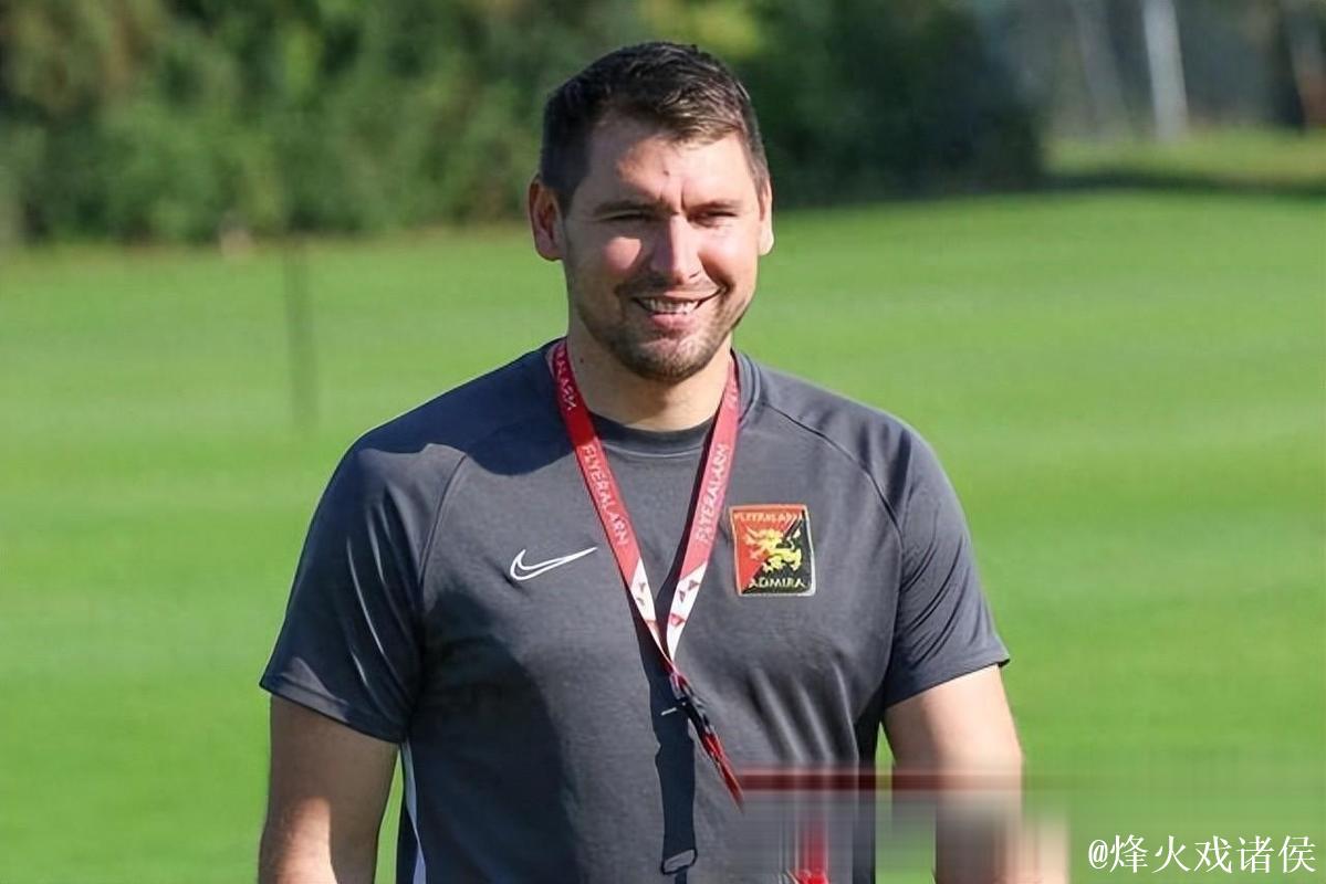 黑尔默斯看好床单军团晋级八强,“小蜘蛛”的期 黑尔默斯看好床单军团晋级八强,“小蜘蛛”的期